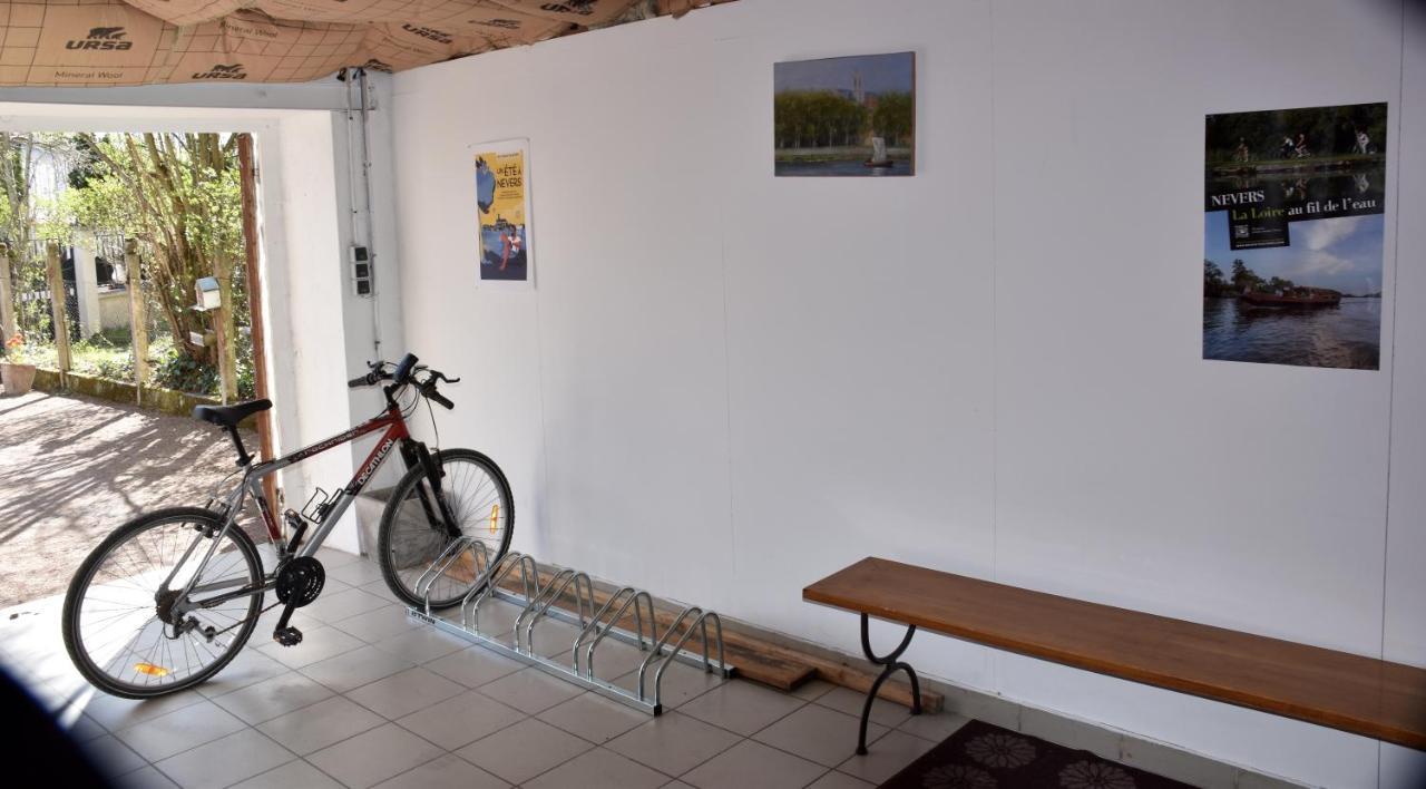 Chambre D'Hotes Le Cadran Des Chauvelles Nevers Eksteriør bilde