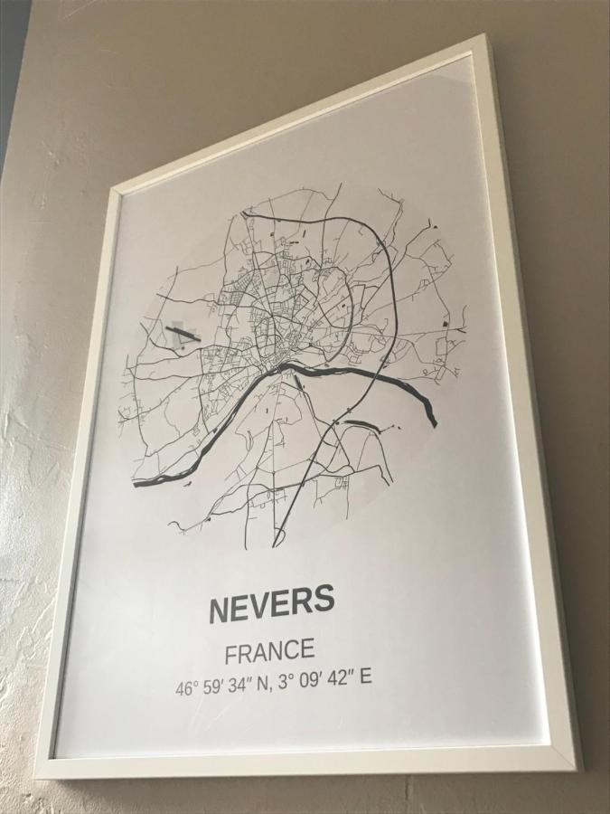 Chambre D'Hotes Le Cadran Des Chauvelles Nevers Eksteriør bilde